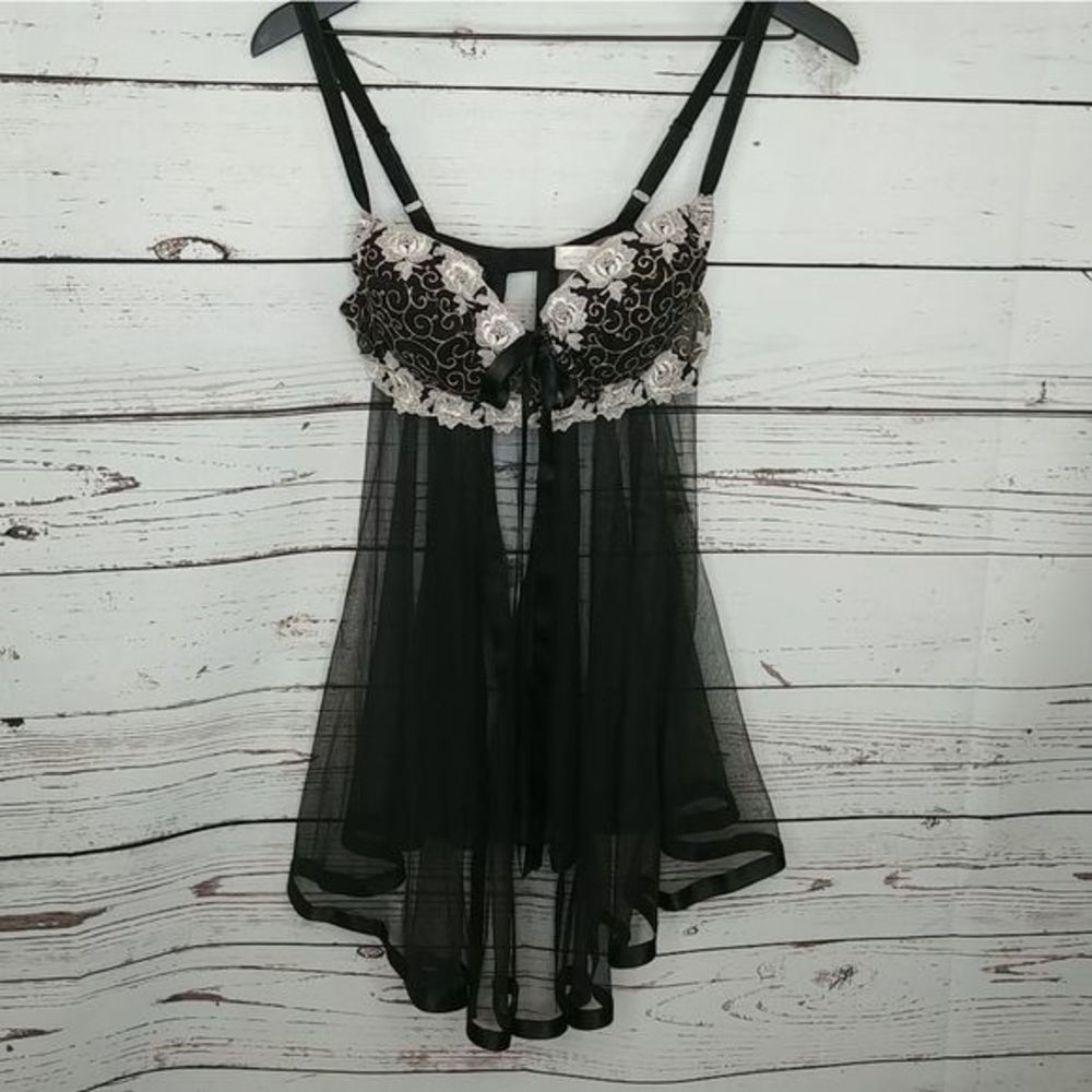 Victoria's Secret Sheer Black Floral Baby Doll‎